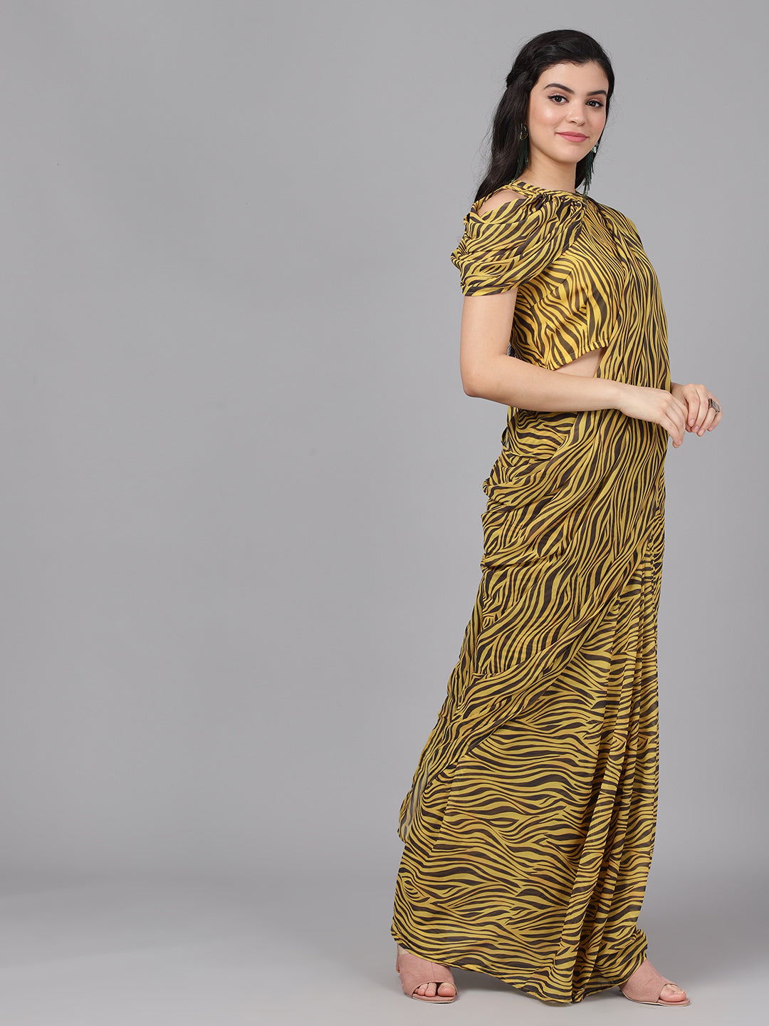 Women's Yellow Animal Print Georgette Saree