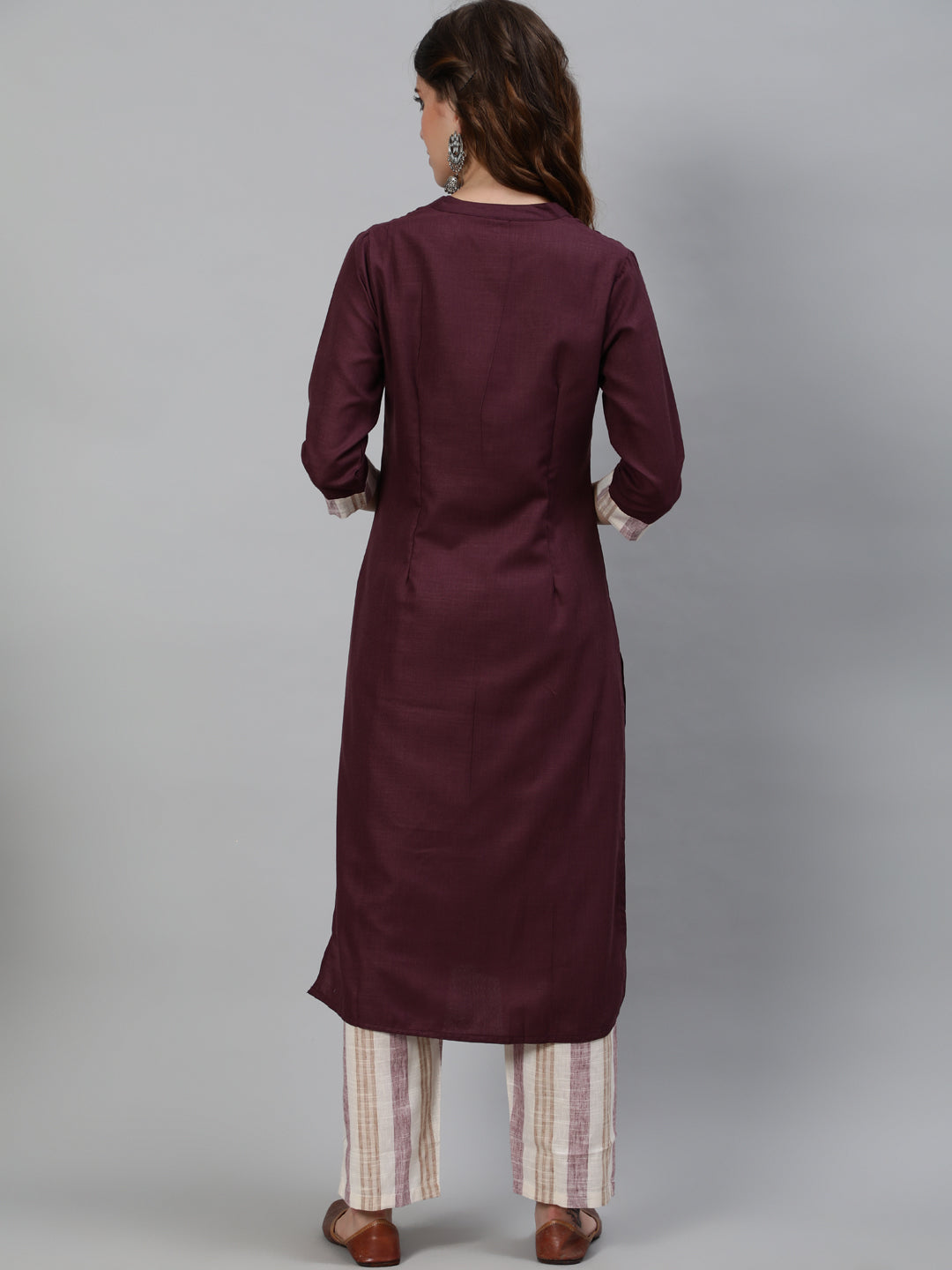 Women's Floral Embroidered Straight Kurta with Pant