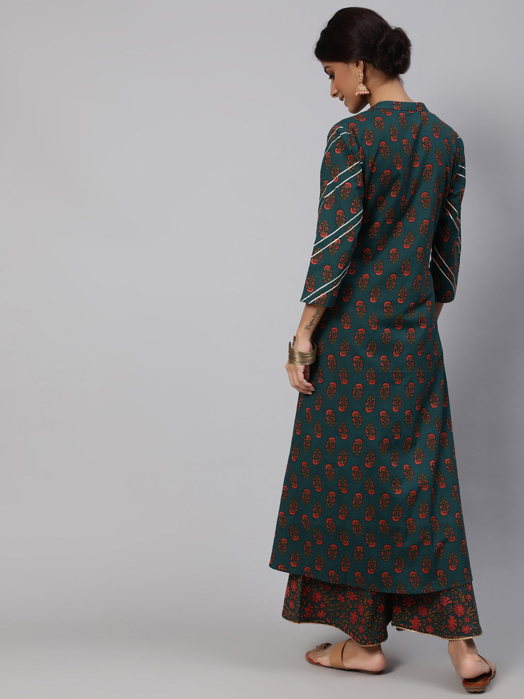 Women's Green Embroidered Kurta Palazzo With Jacket