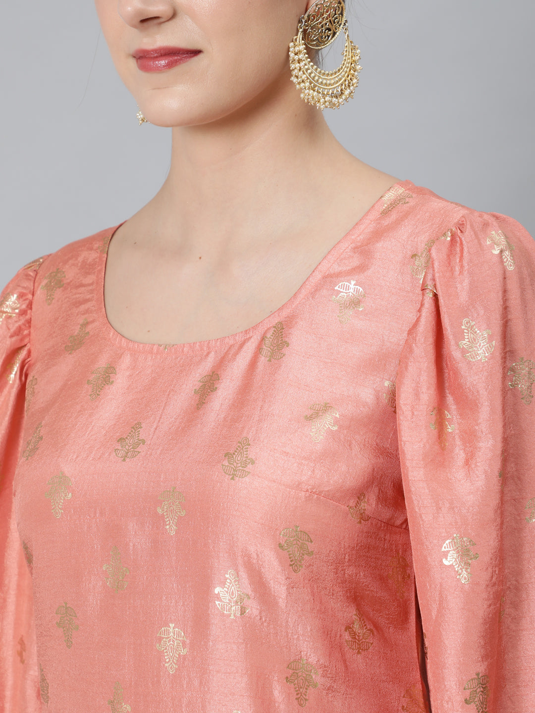 Women's Peach Foil Print Kurta With Palazzo