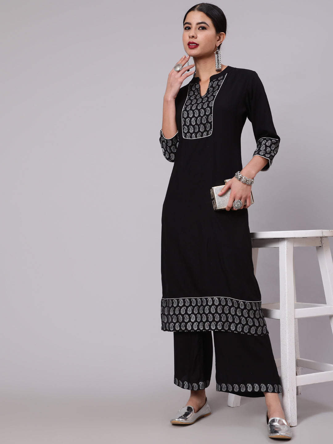 Color_Black