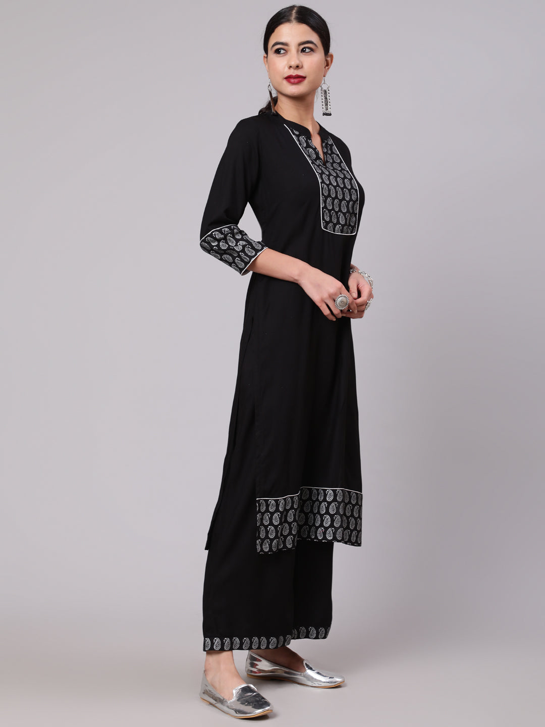 Color_Black