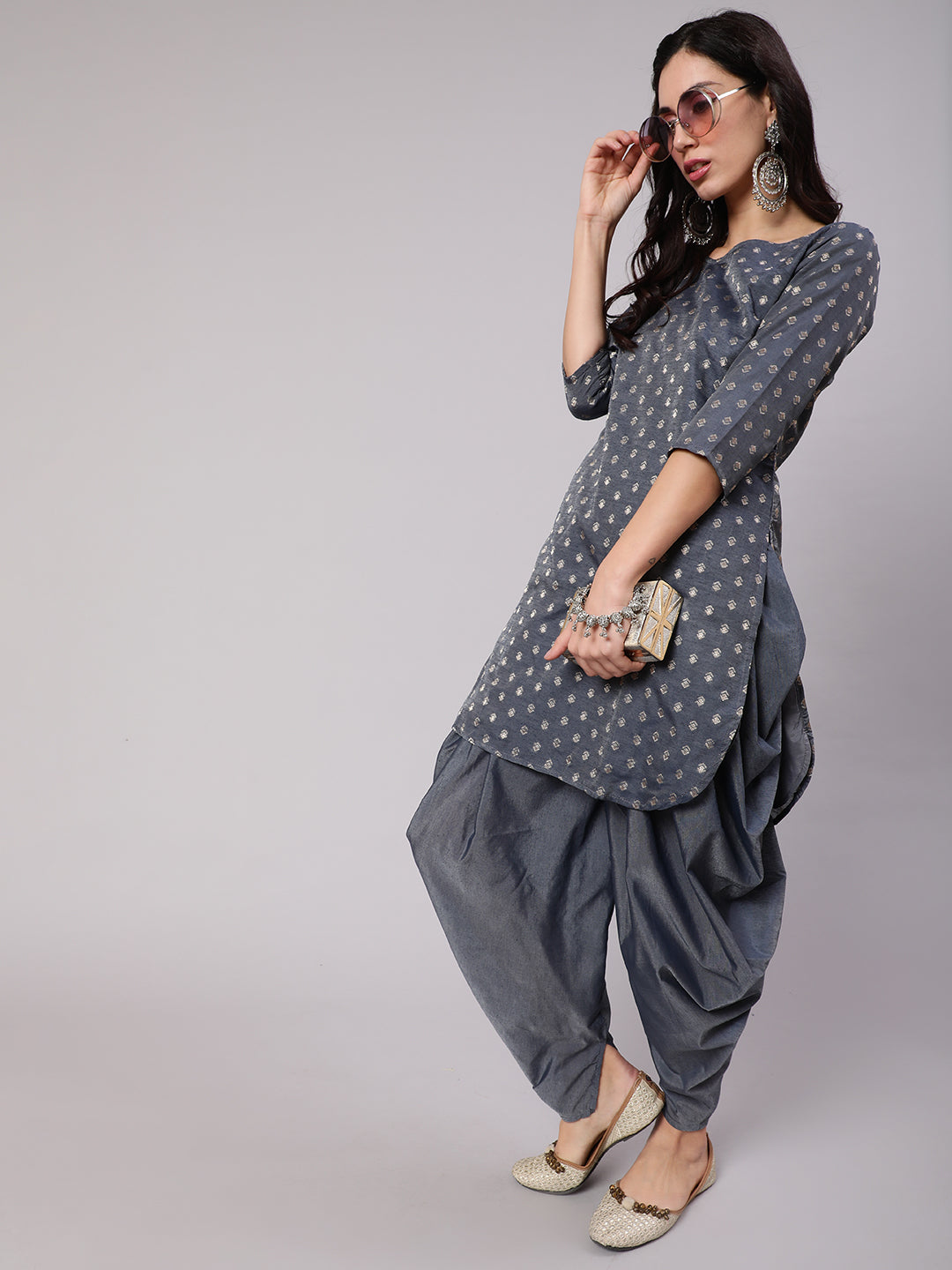 Color_Grey