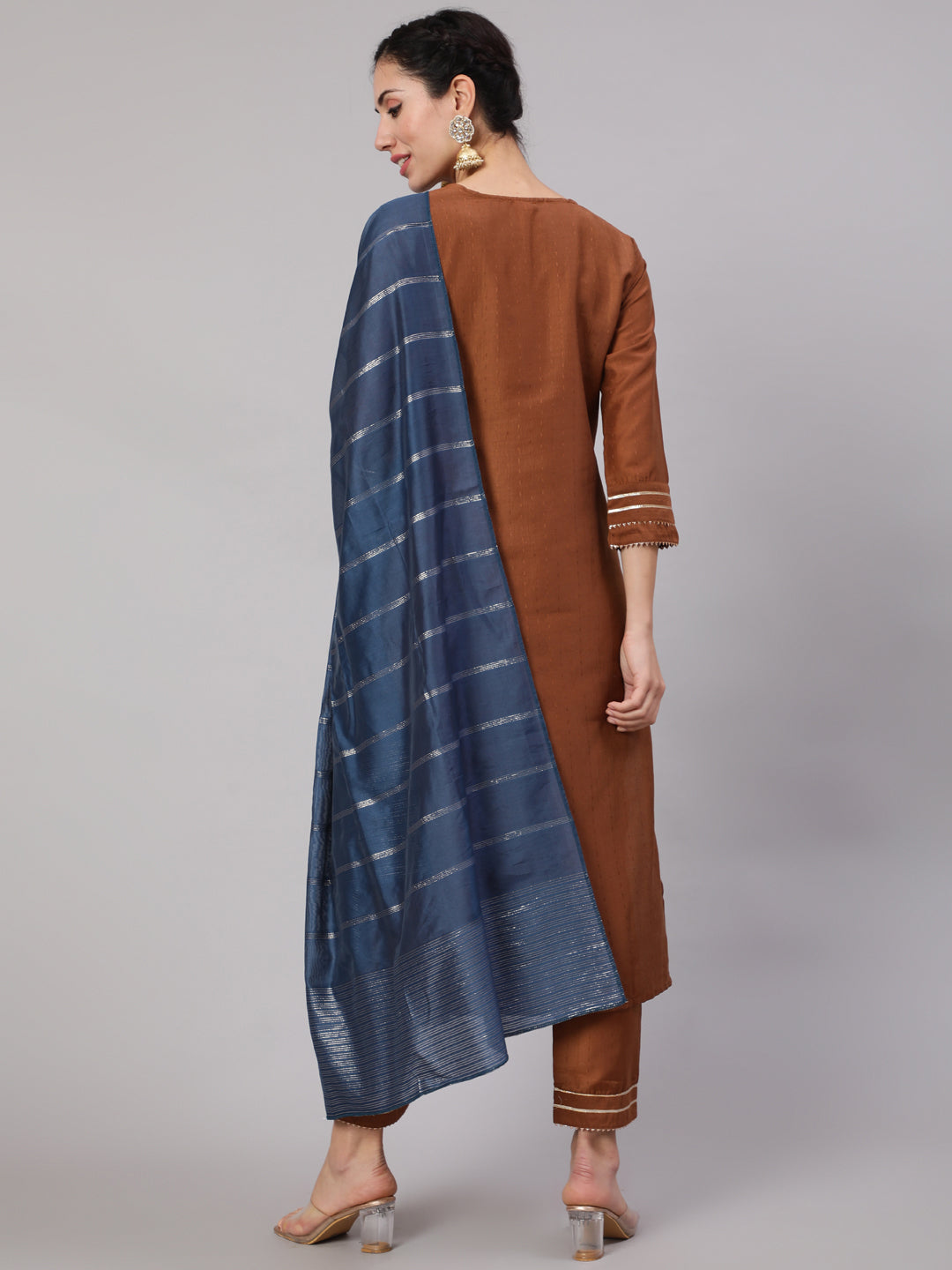 Color_Brown