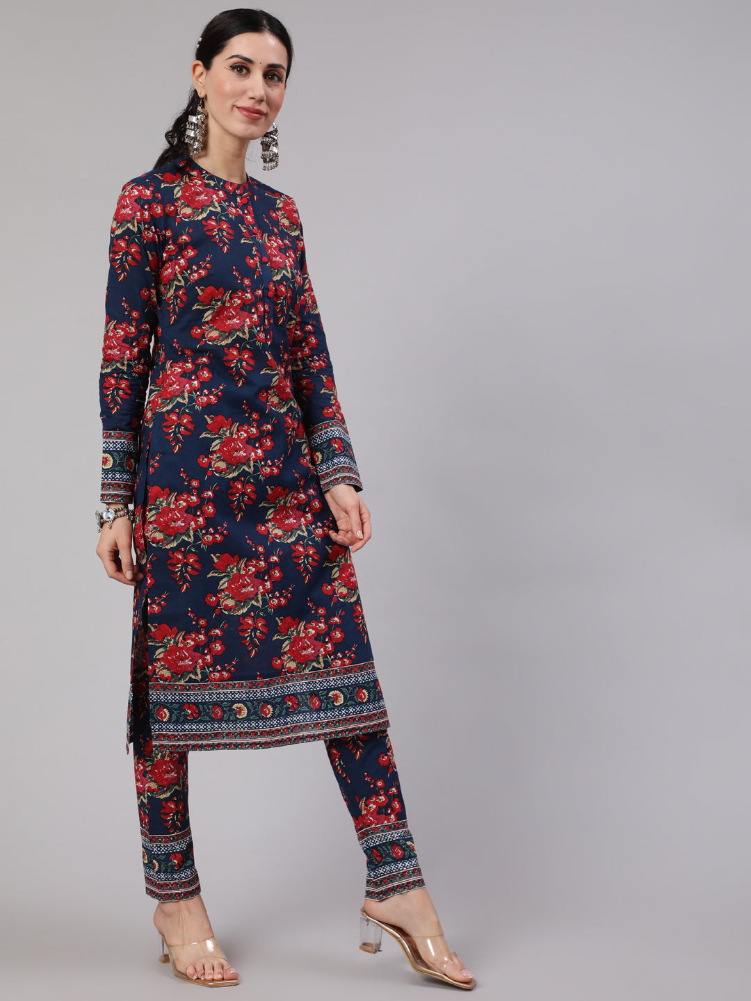 Women's Navy Blue Floral Print Straight Kurta With Pant