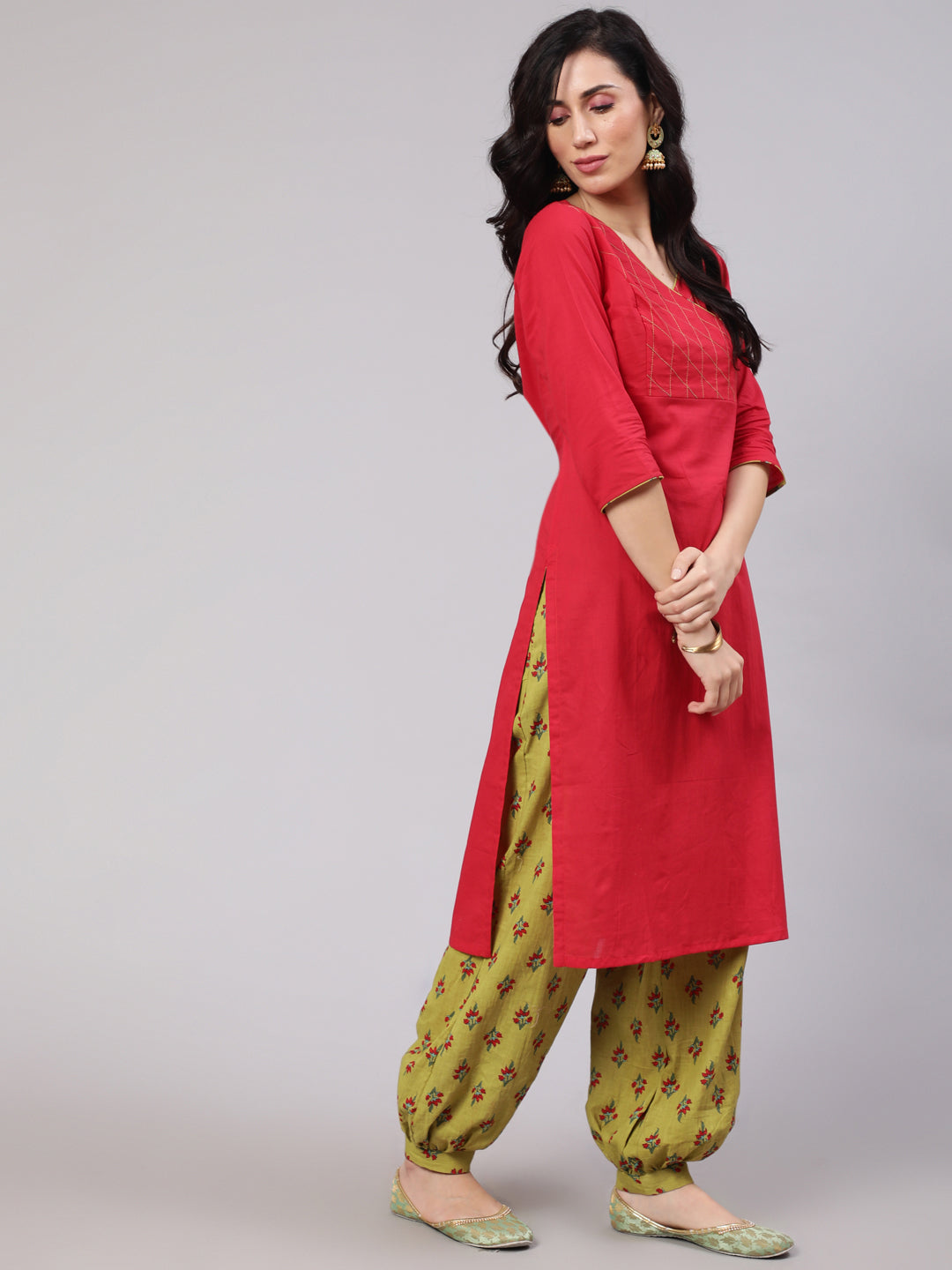Women's Red Straight Kurta Balloon Palazzo With Dupatta