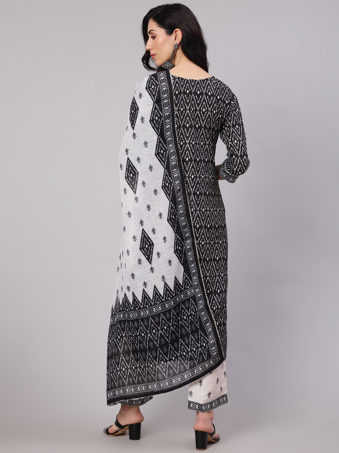 Women's Black & White Geometric Print Kurta Palazzo With Dupatta