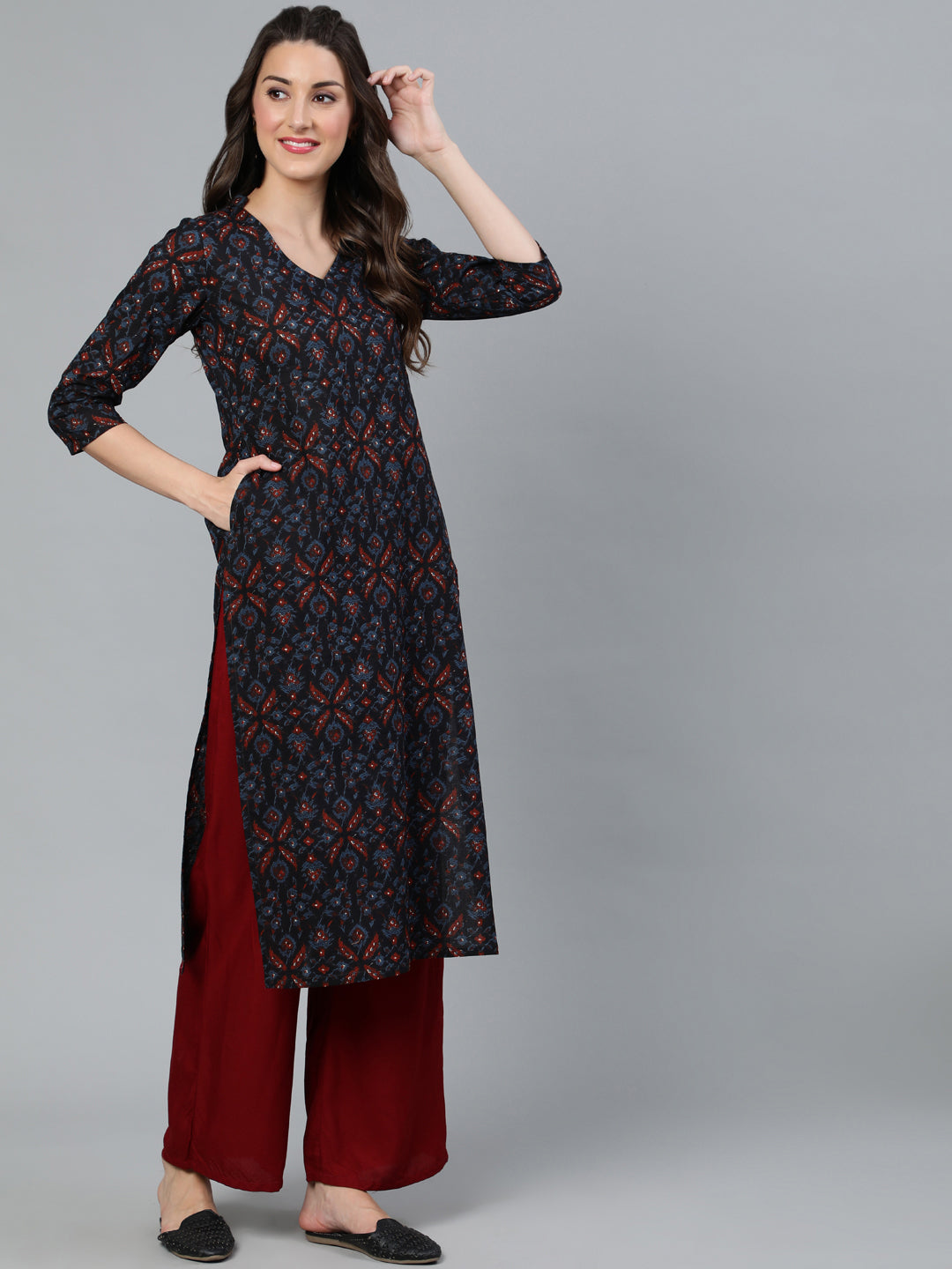 Women's Navy Blue Printed Straight Kurta