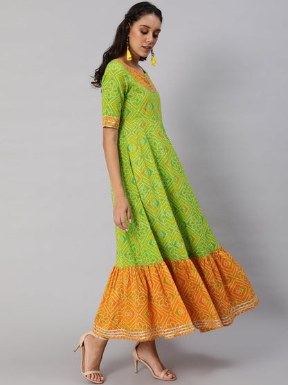 Women's Green Bandhani Print Flared Maxi Dress