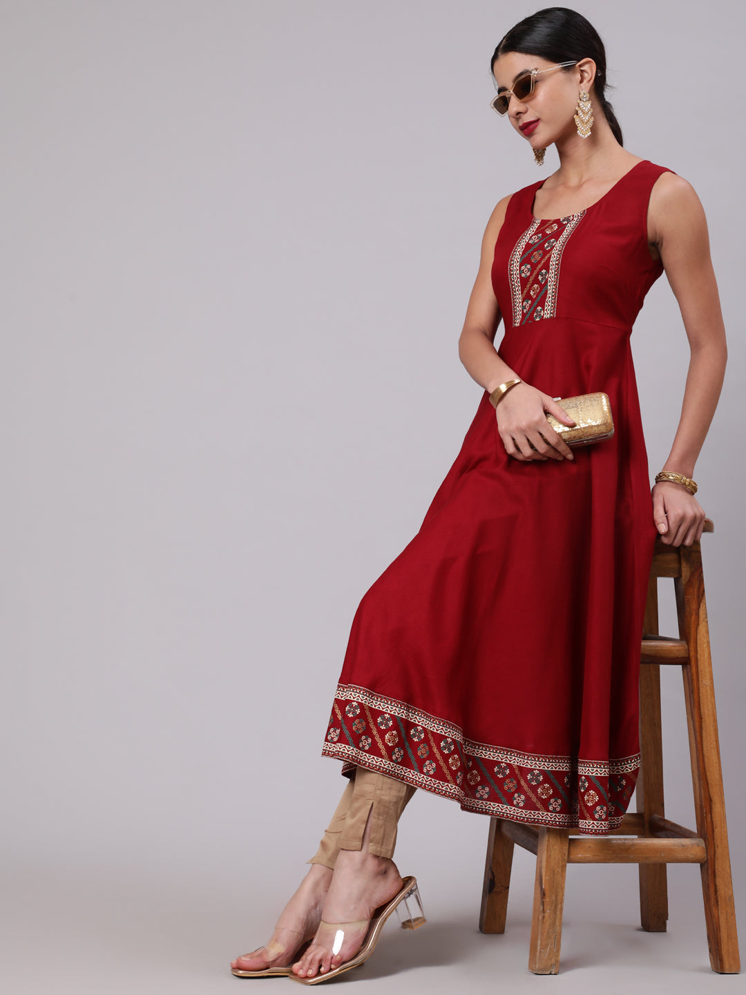 Color_Maroon
