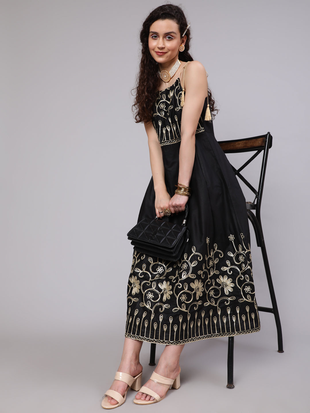 Color_Black
