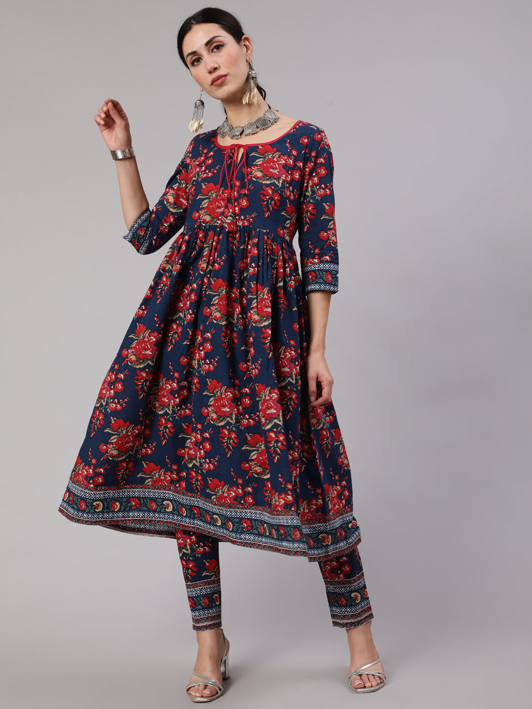 Women's Navy Blue Floral Print Gathered Kurta