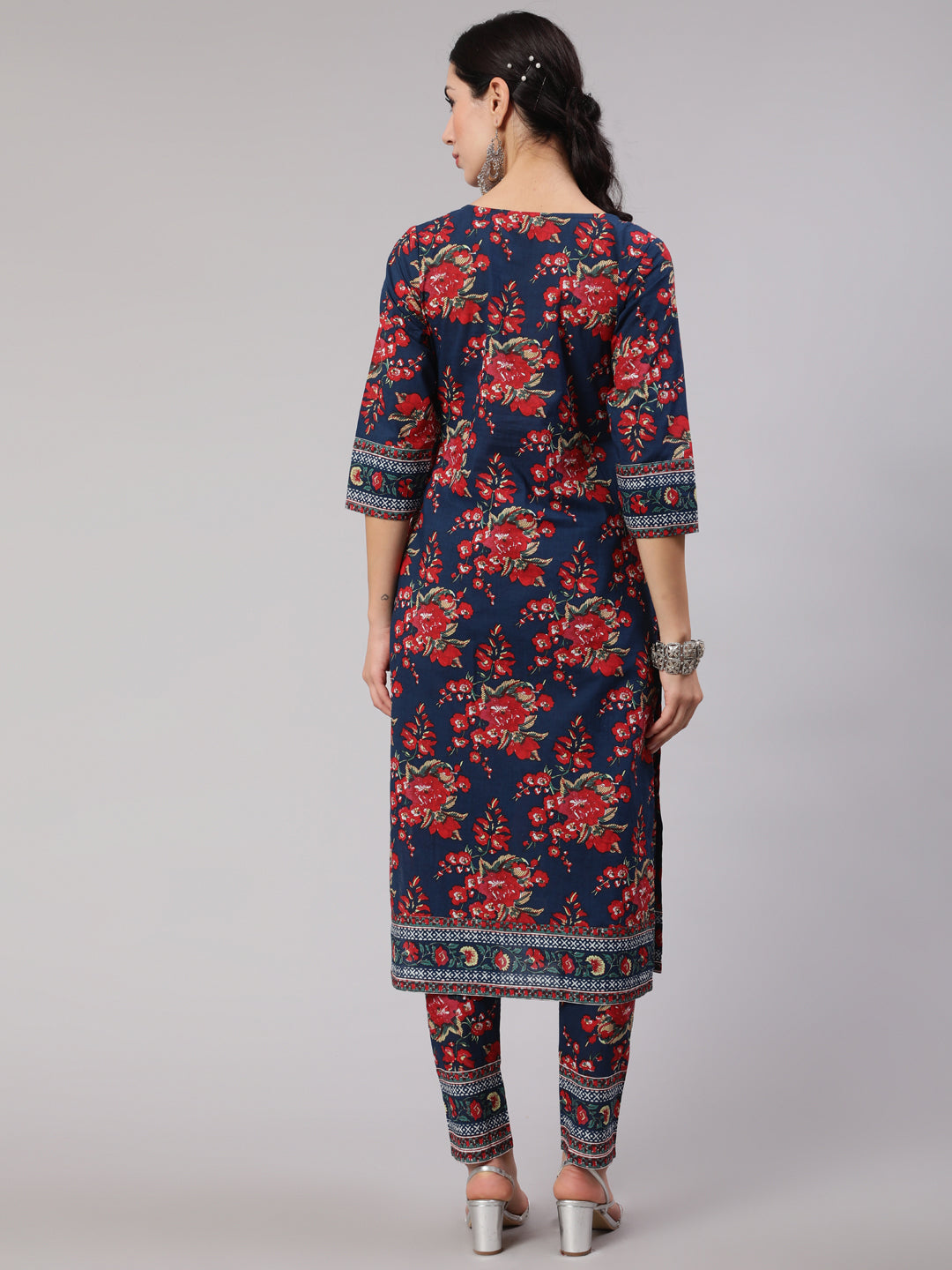 Women's Navy Blue Floral Print Straight Kurta