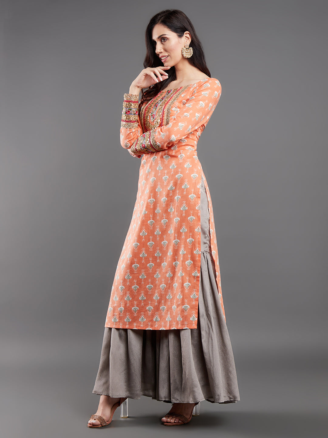 Women's Peach Printed Kurta With Lace Details