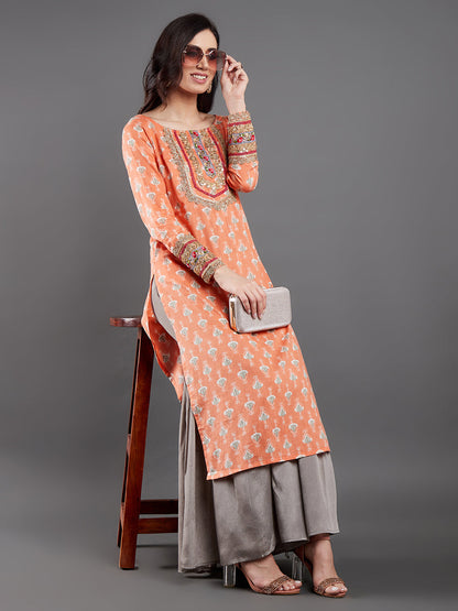Women's Peach Printed Kurta With Lace Details