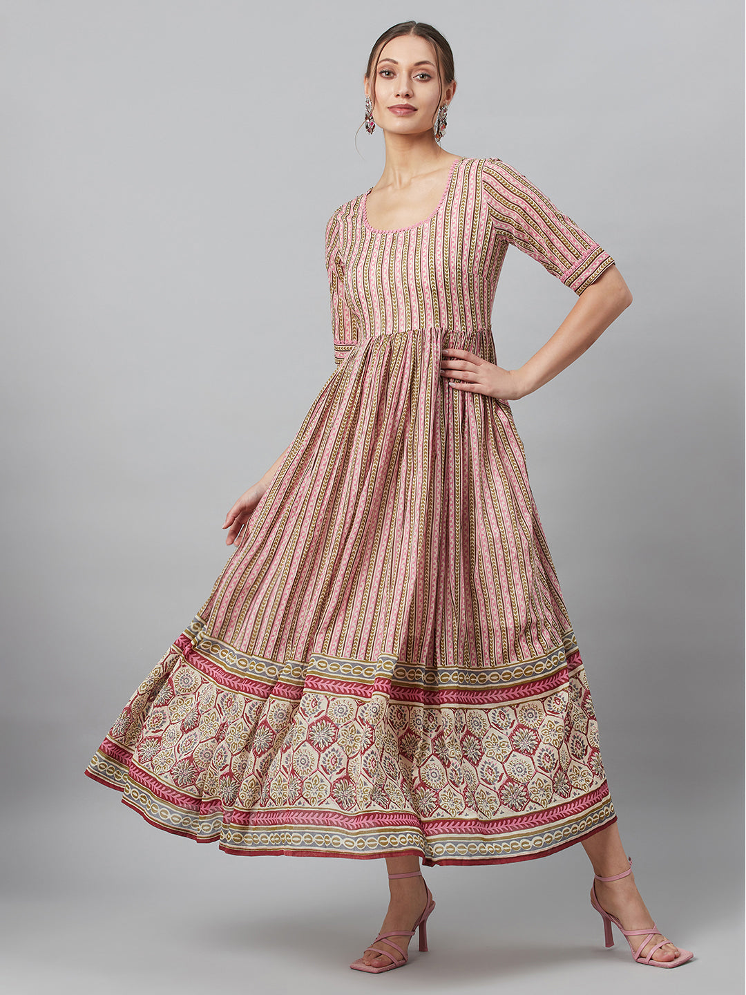 Women's Cream Printed Gathered Maxi Dress