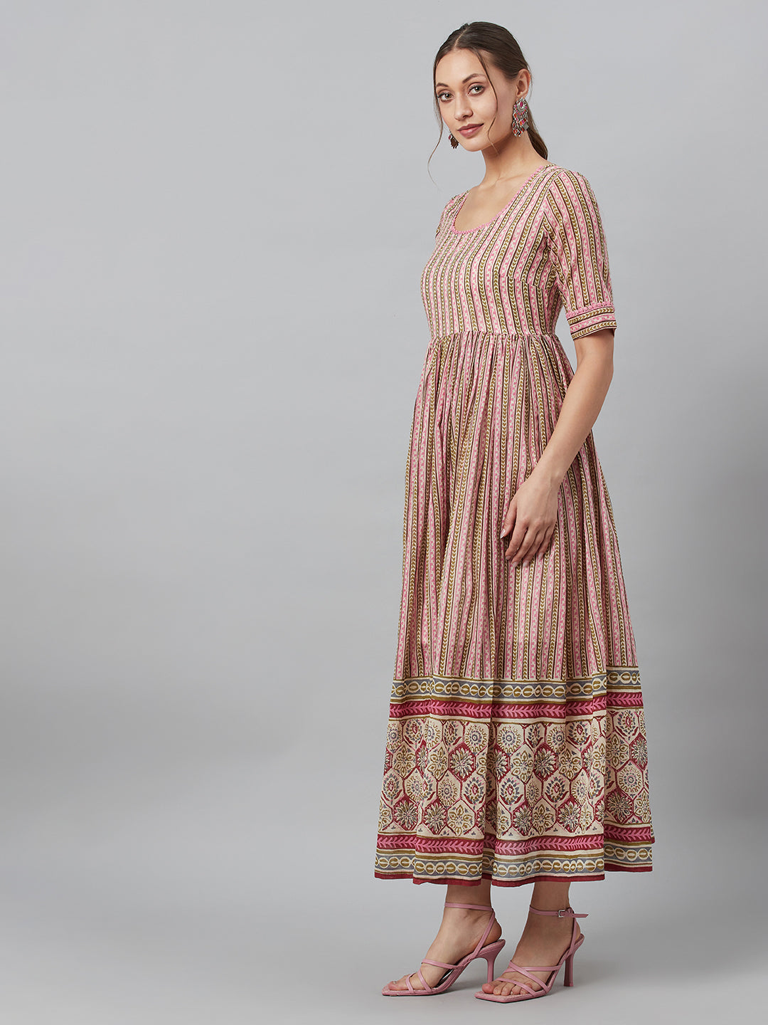 Women's Cream Printed Gathered Maxi Dress