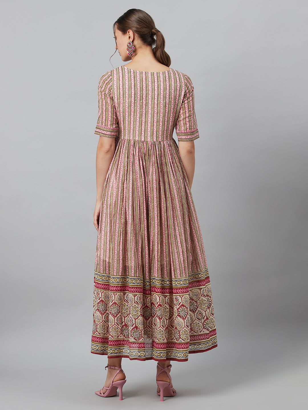 Women's Cream Printed Gathered Maxi Dress