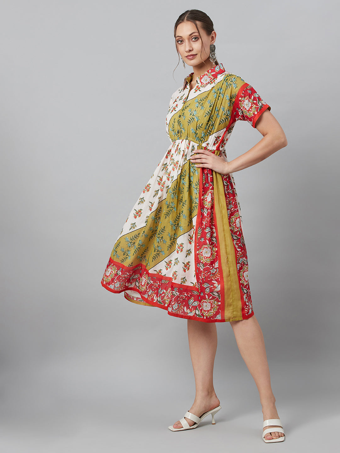 Women's White Floral Print Gathered Midi Dress