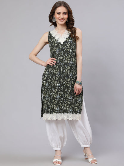 Women's Green Kantha Work Kurta With Lace Details