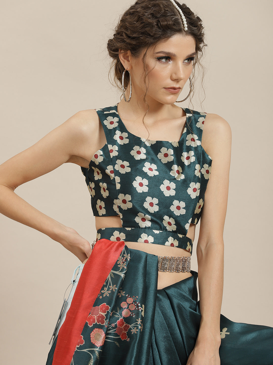 Women's Teal Green Floral Print Saree With Blouse Piece