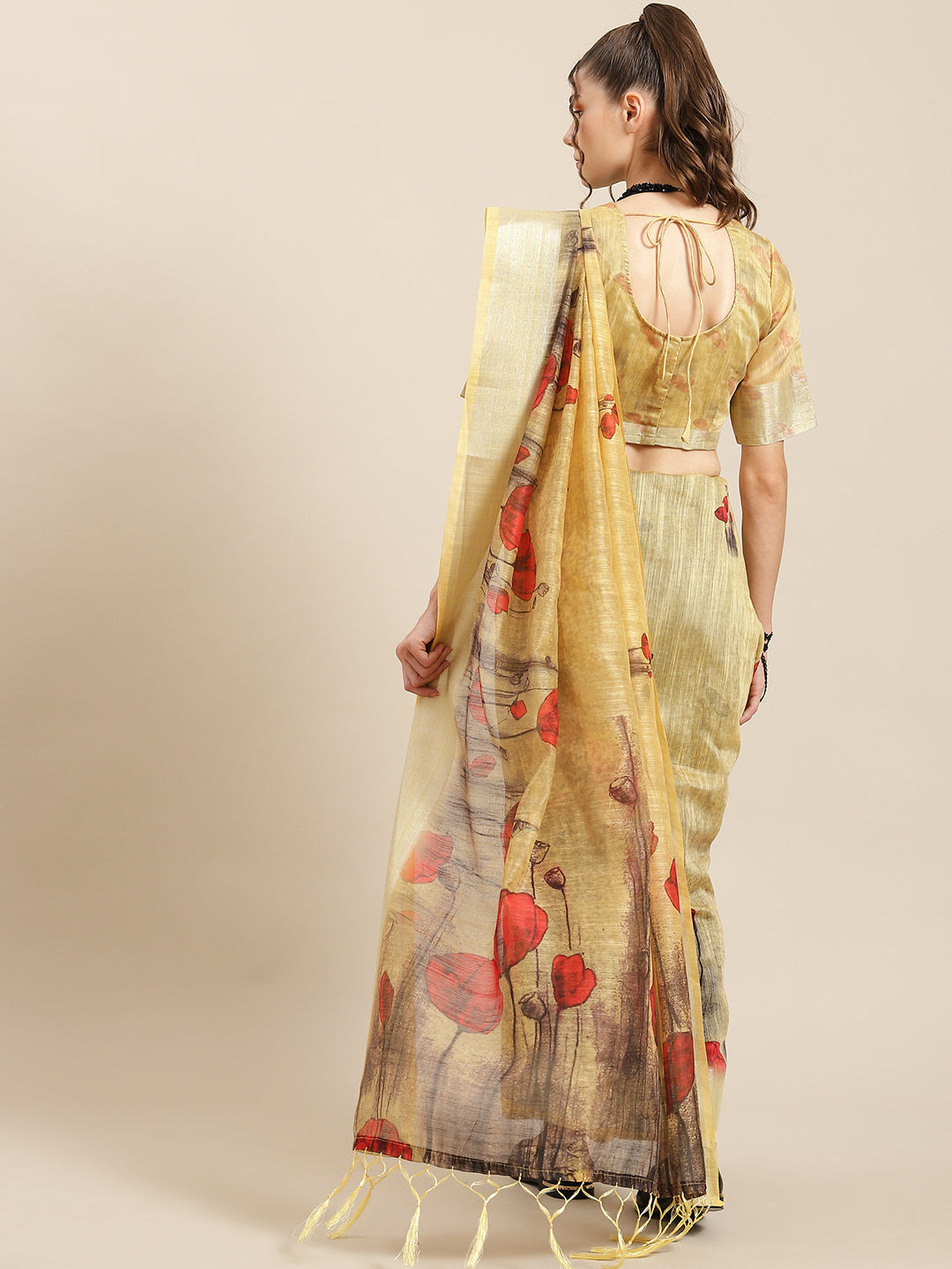 Women's Yellow Floral Print Saree With Blouse Piece