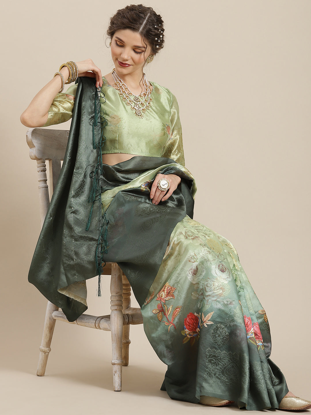 Women's Green Floral Print Banarasi Jacquard Saree With Blouse Piece