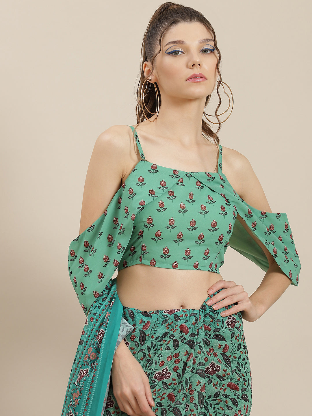 Women's Green Floral Print Saree With Blouse Piece