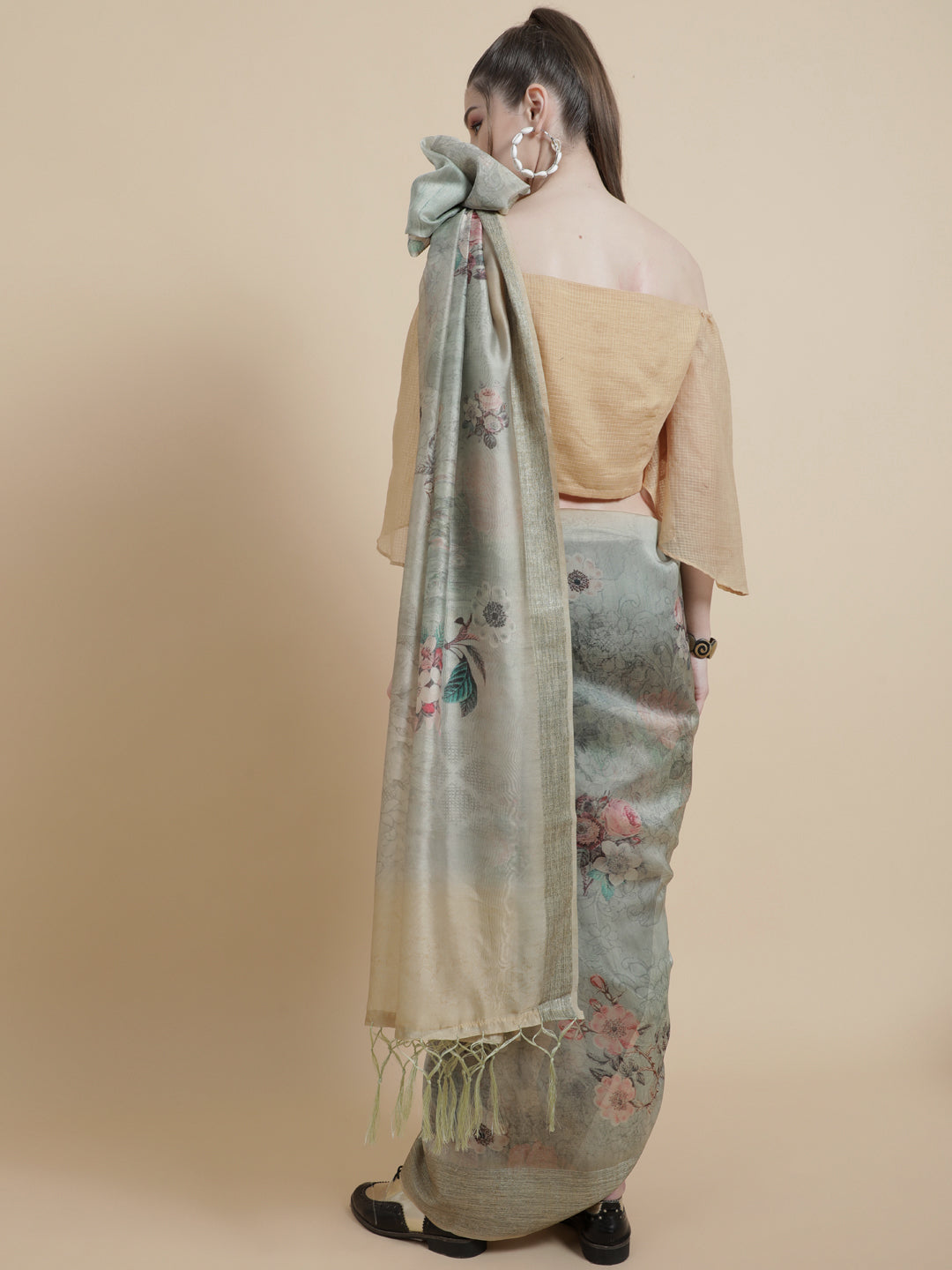 Women's Green Floral Print Saree with Blouse Piece