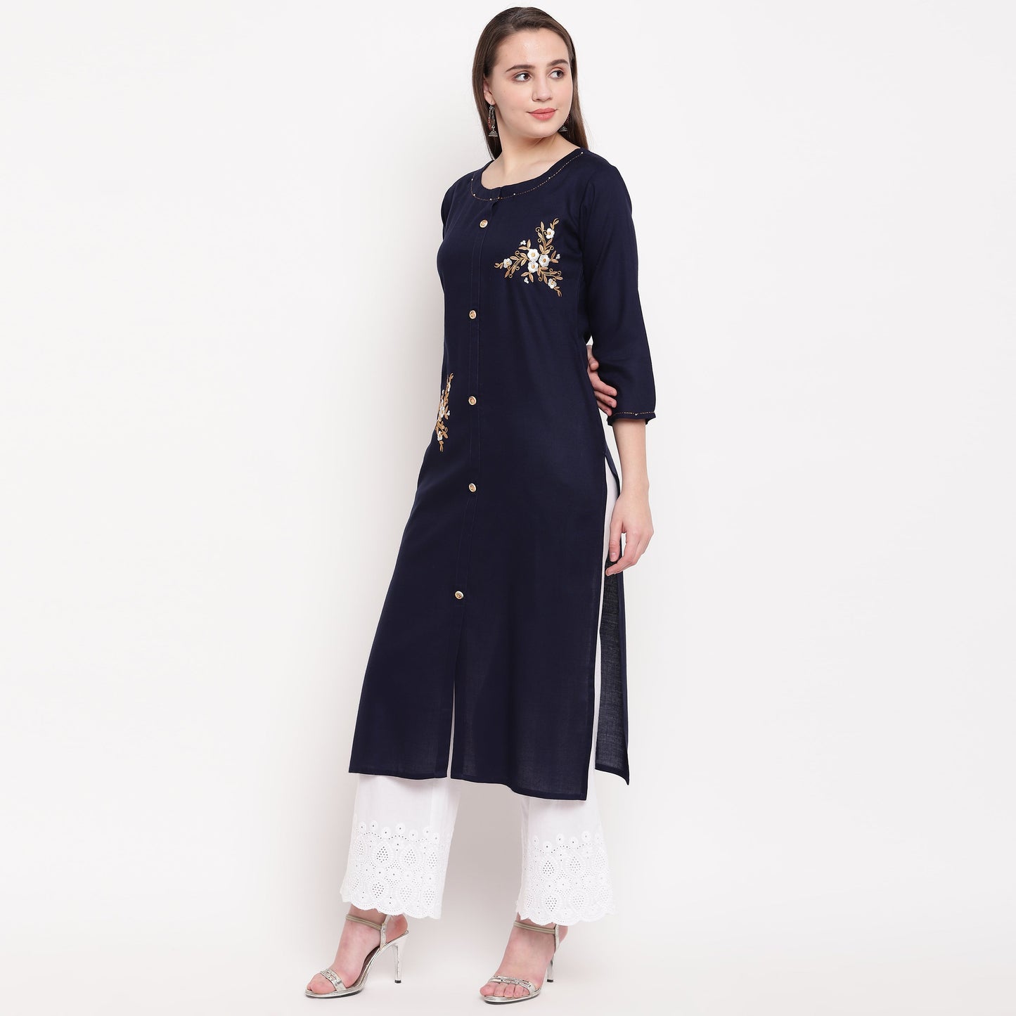 Women's Embroidered/Solid Straight Rayon Blue Kurta (1Pc)
