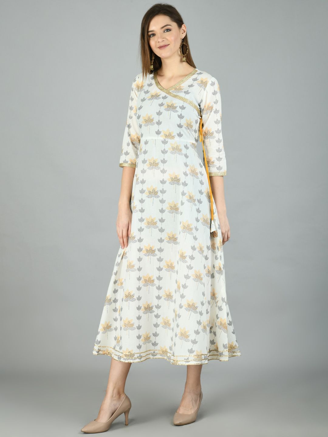 Women's Off White Cotton Printed 3/4 Sleeve V Neck Casual Dress
