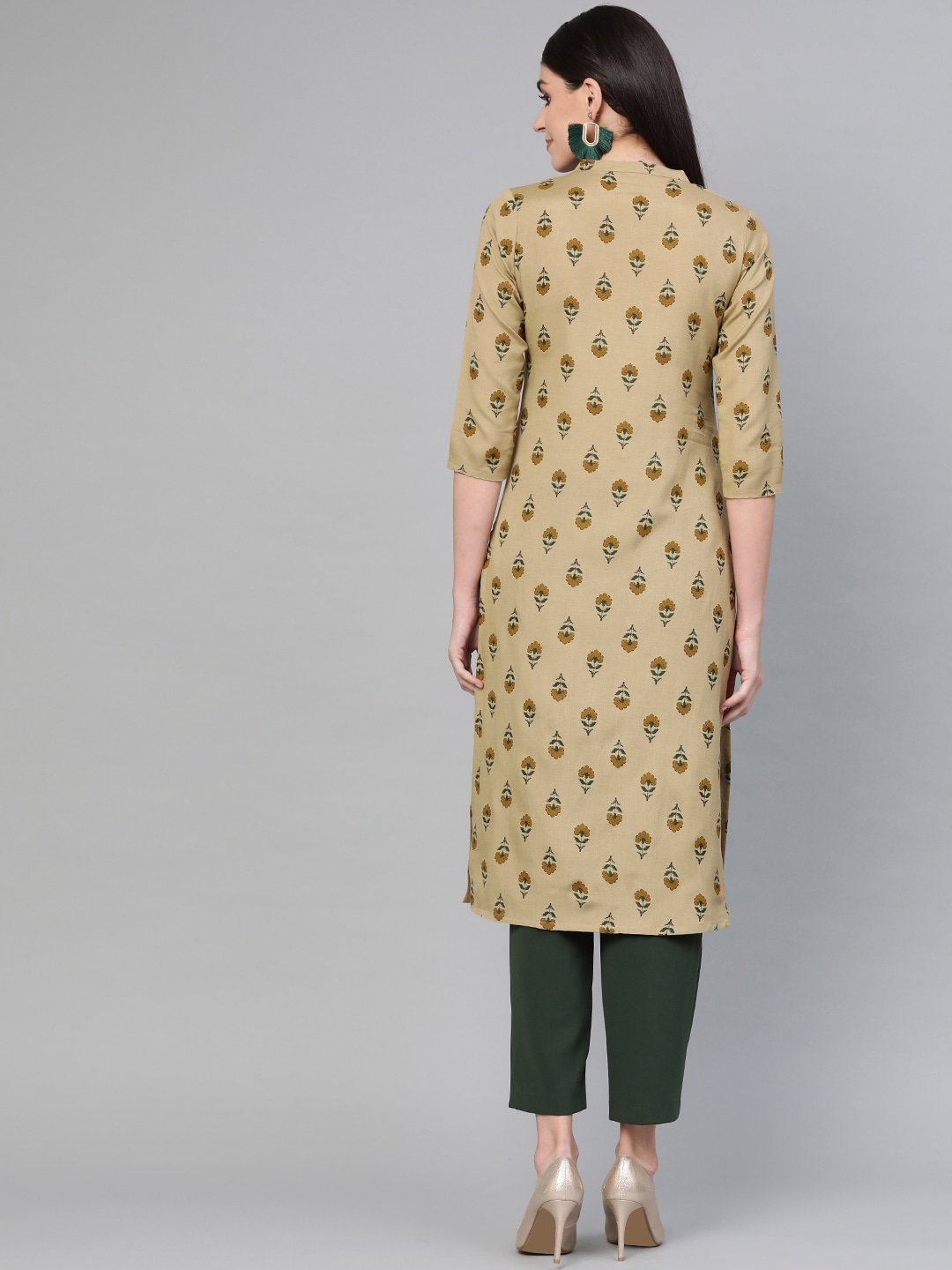 Color_Beige