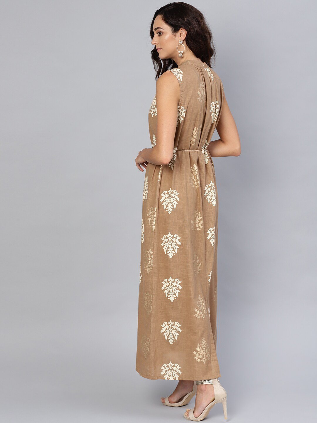 Women's  Beige & Off-White Printed Maxi Dress
