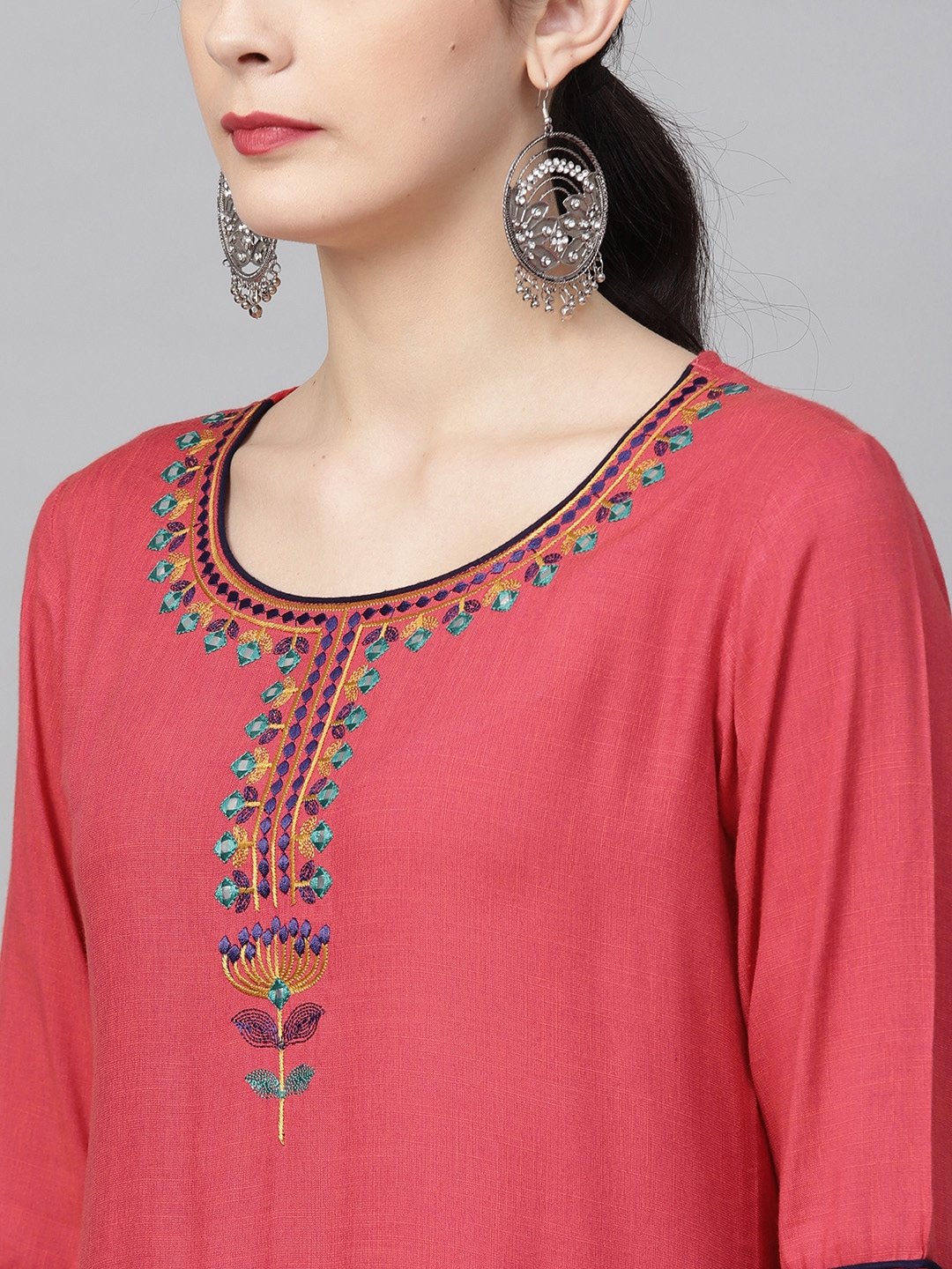 Women's  Pink Embroidered Straight Kurta
