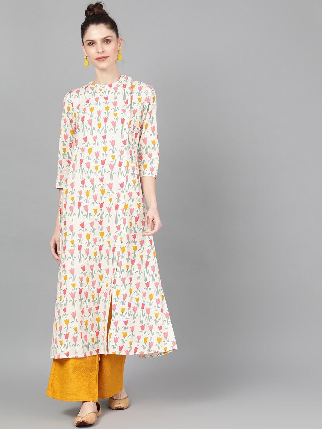 Women's  Off-White & Pink Floral Printed A-Line Kurta - AKS.C