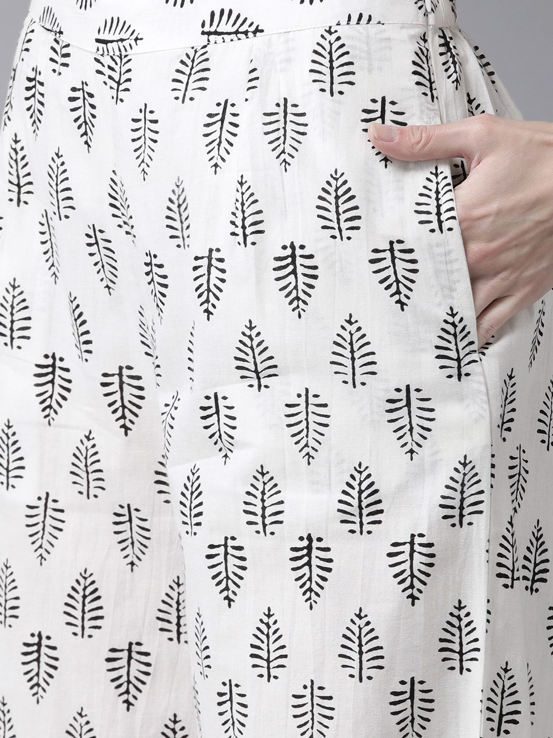 Women's  Black & White Printed Kurta with Palazzos & Dupatta