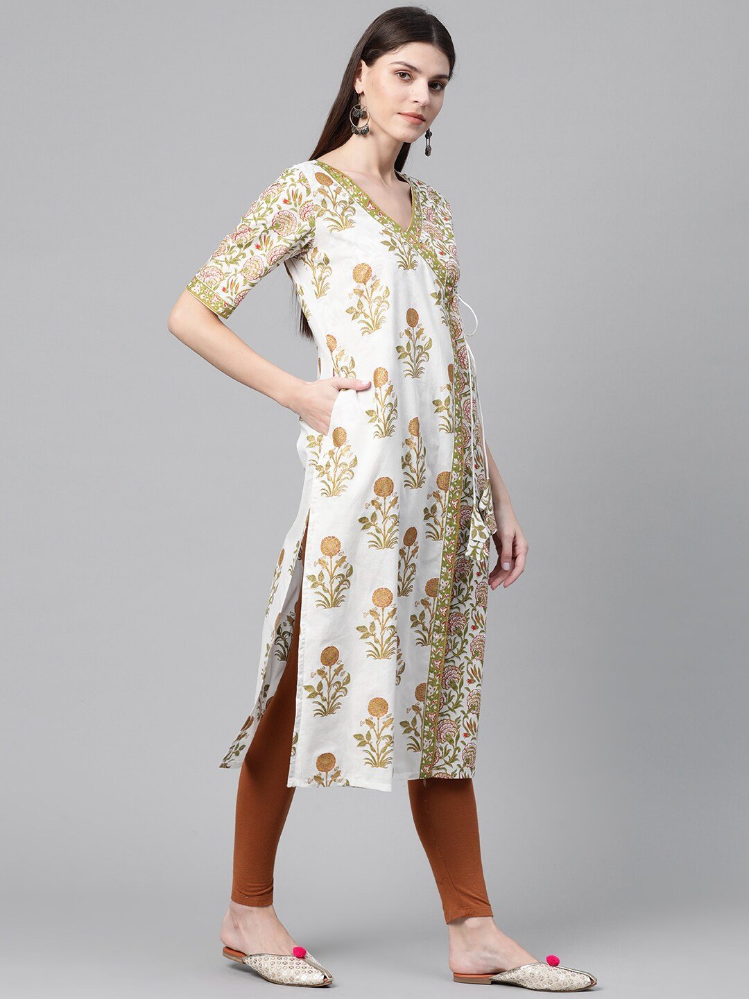 Women's  White & Green Angrakha Printed Straight Kurta