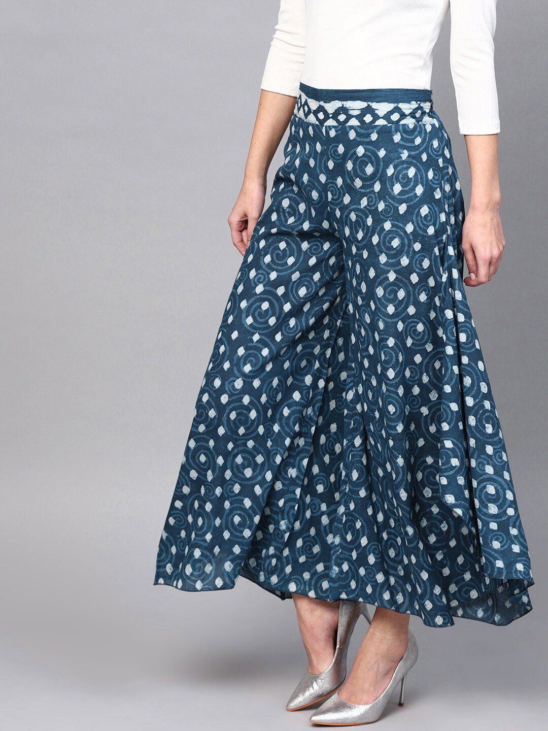 Women's  Blue & White Flared Block Print Palazzos
