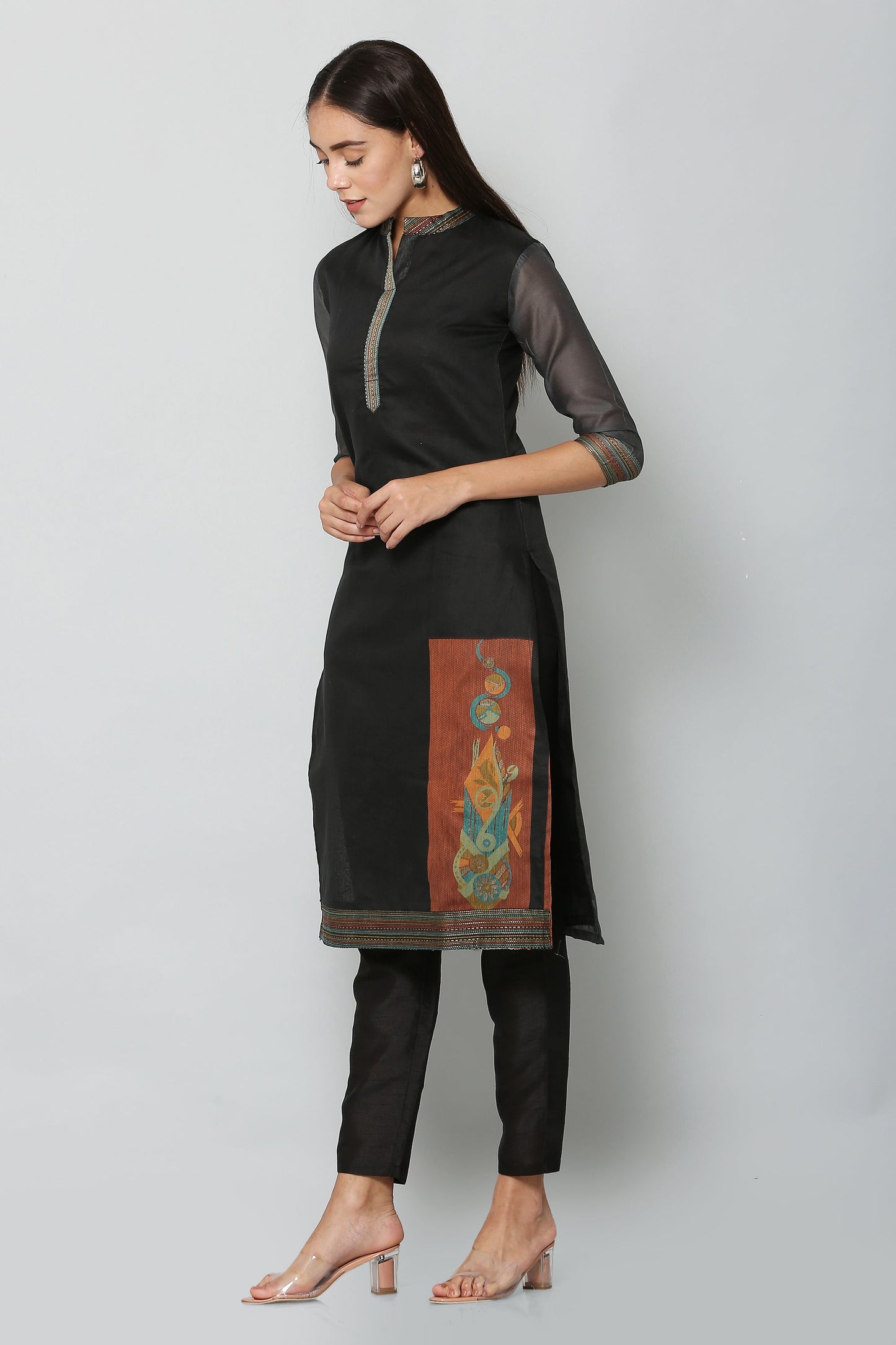 Color_Black