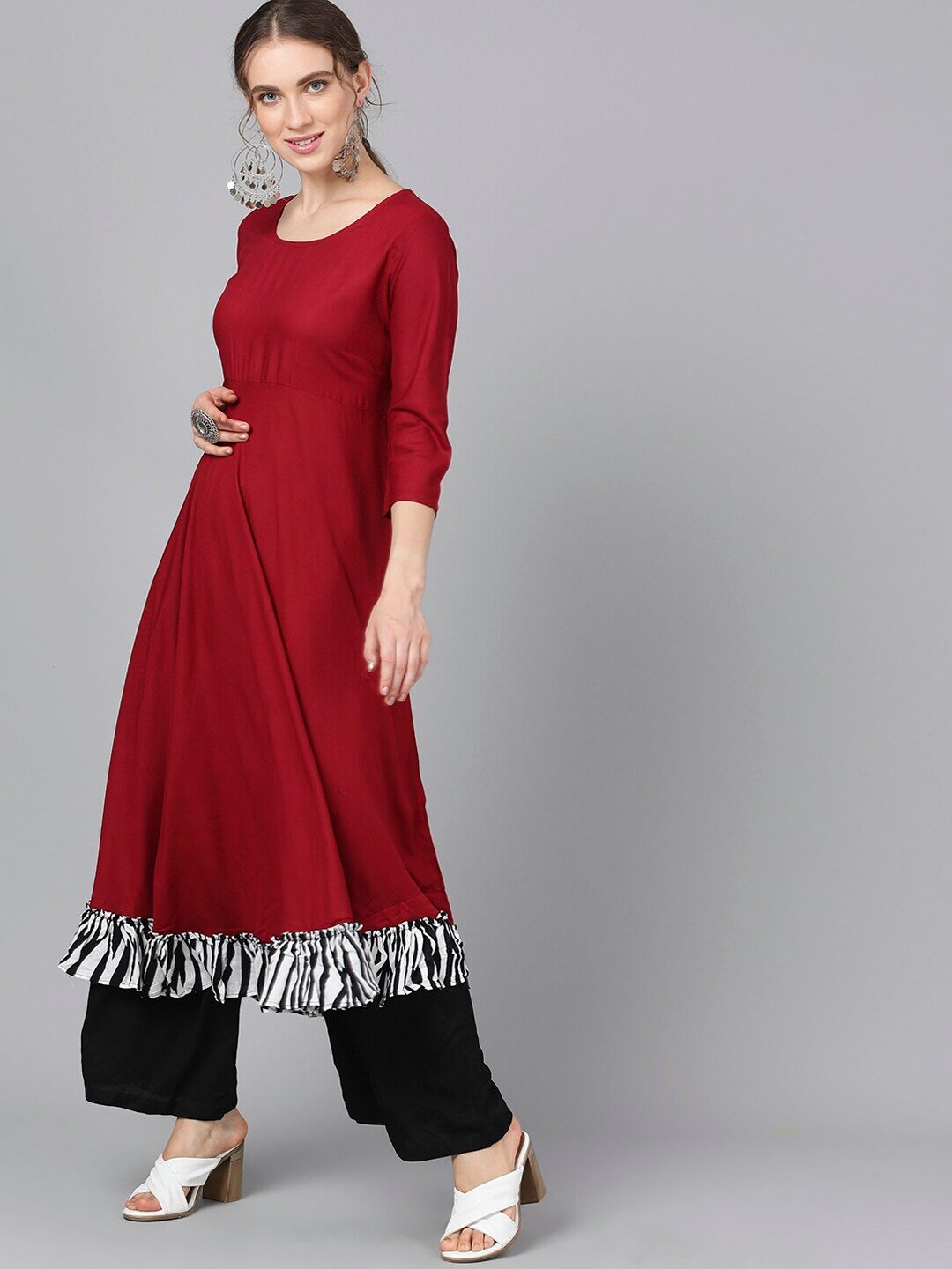 Women's  Maroon Black Solid Anarkali Kurta
