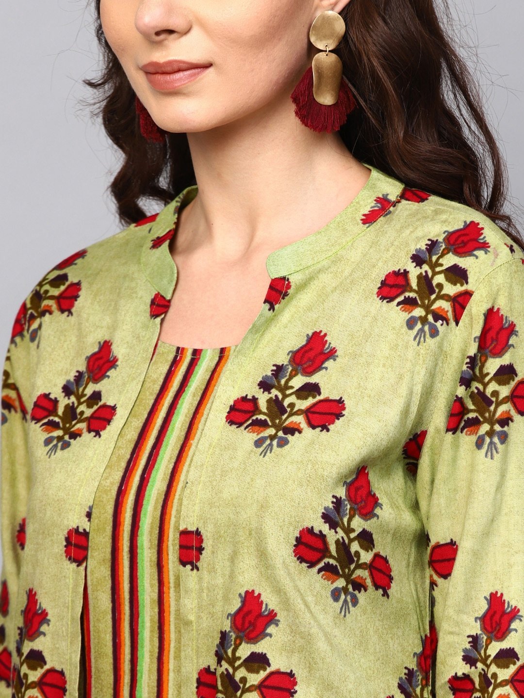 Women's  Green & Maroon Striped A-Line Kurta with Ethnic Jacket