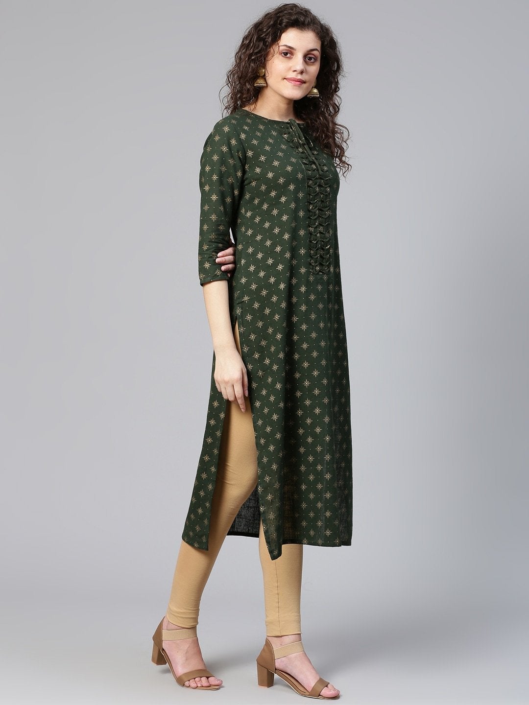 Women's Green & Golden Printed Straight Kurta