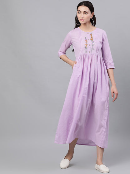 Women's Lavender Solid Solid Round Neck Cotton Maxi Dress