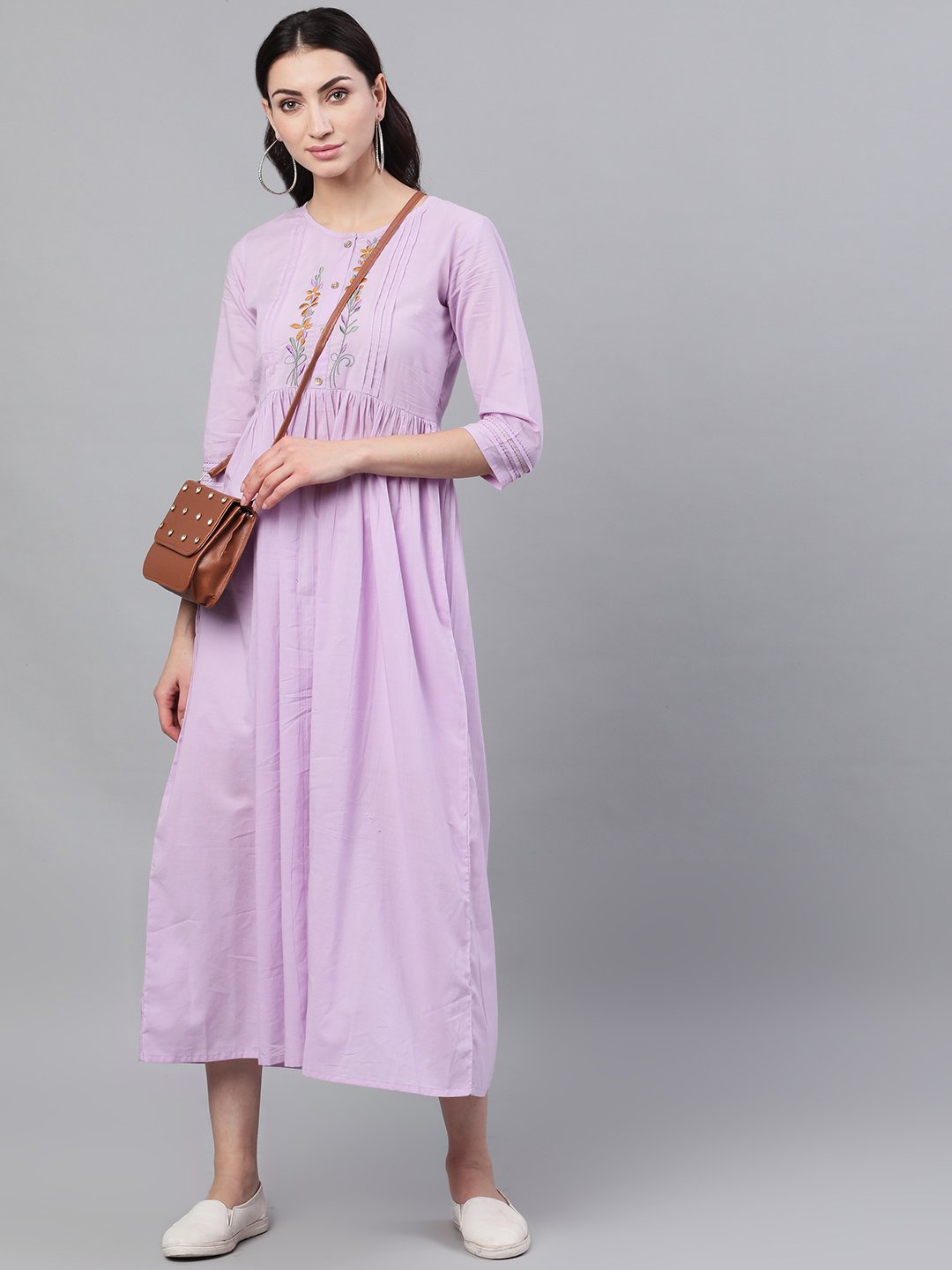 Women's Lavender Solid Solid Round Neck Cotton Maxi Dress