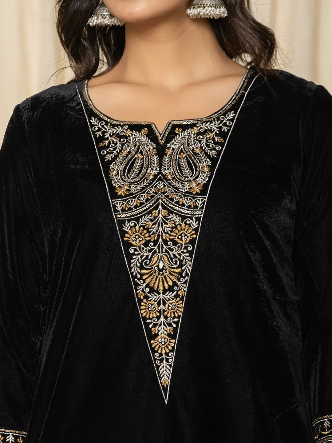 Color_Black