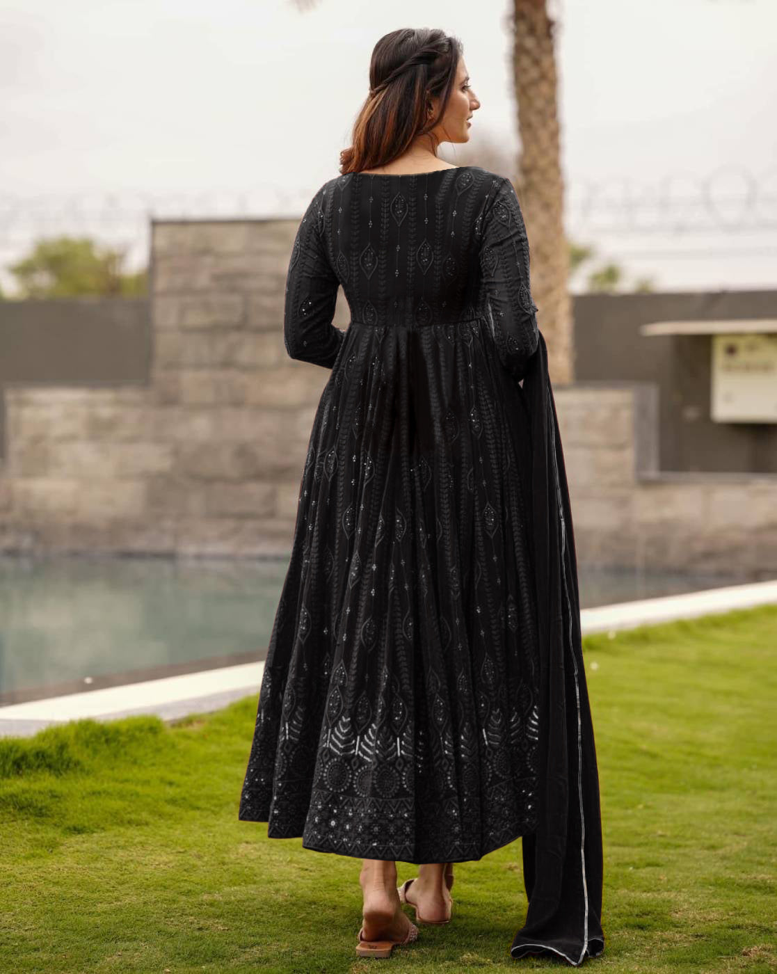 Color_Black