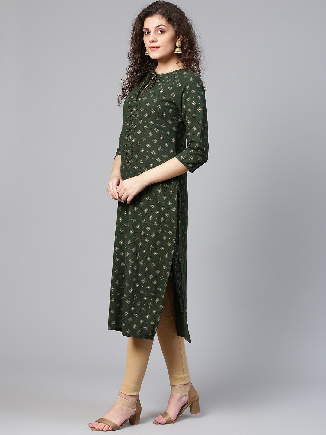 Women's Green & Golden Printed Straight Kurta