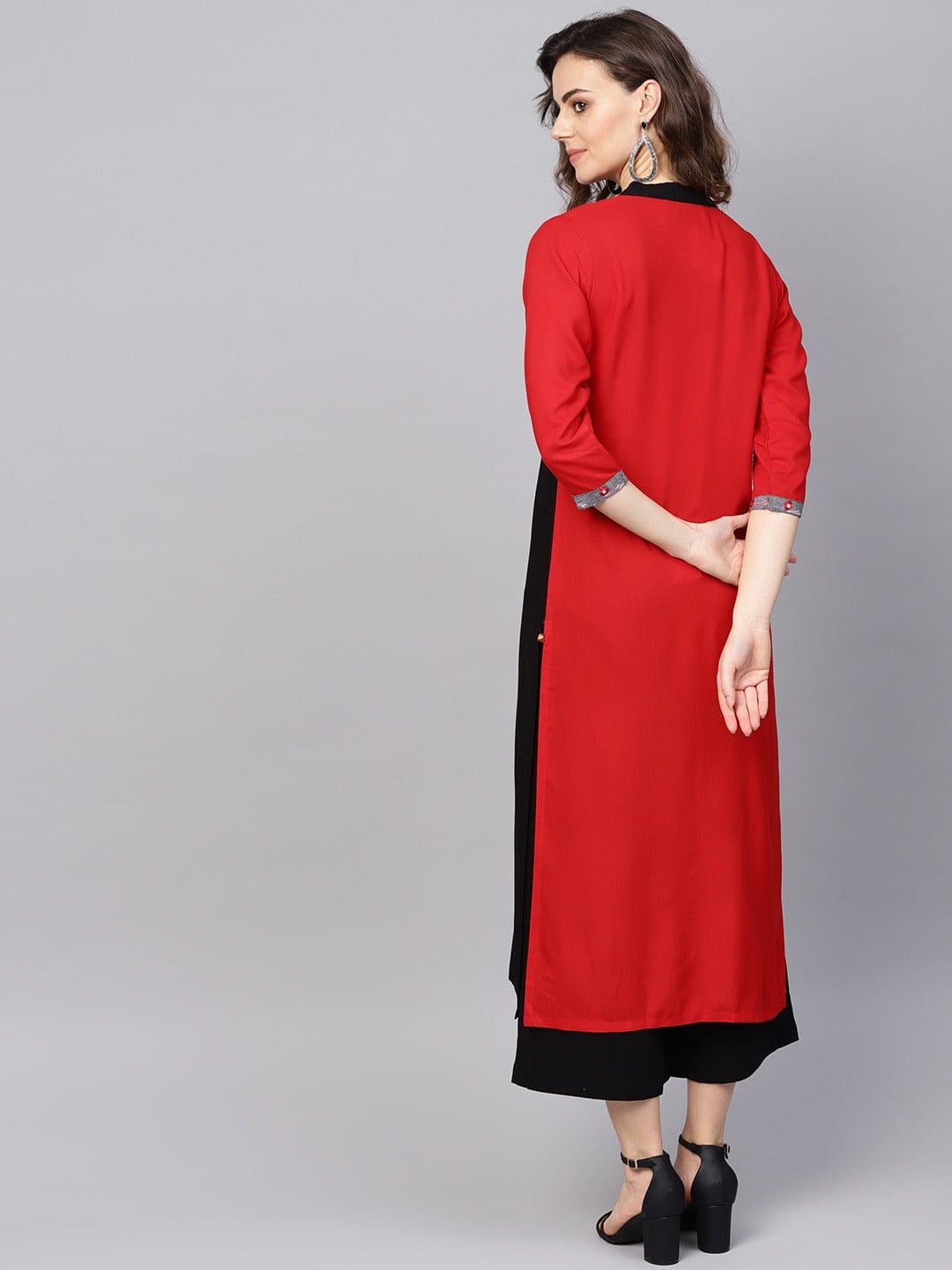 Women's Red & Black Ikat Handloom Colourblocked Straight Kurta