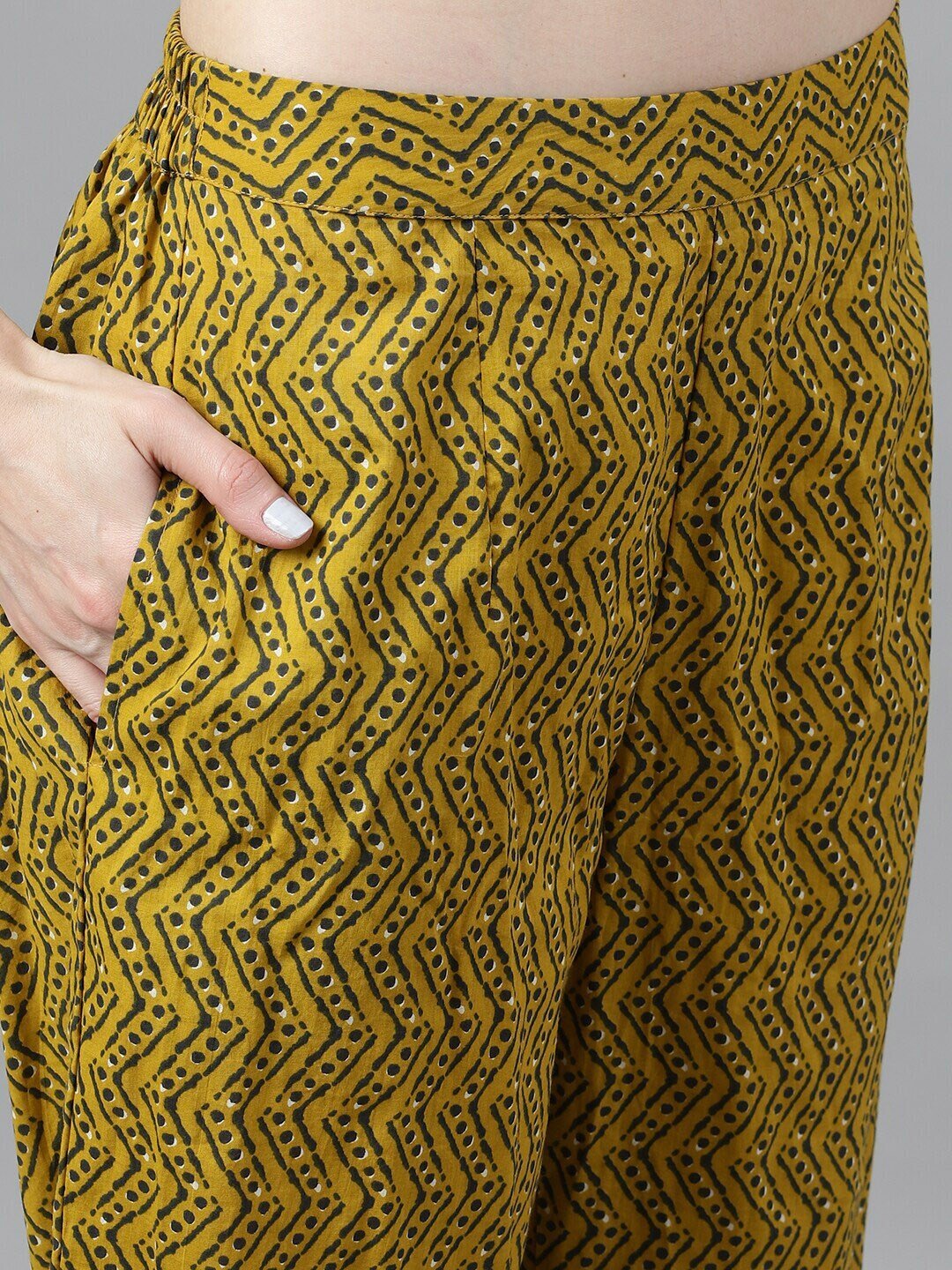 Women's Mustard & Grey Printed Top & Capri With Jacket