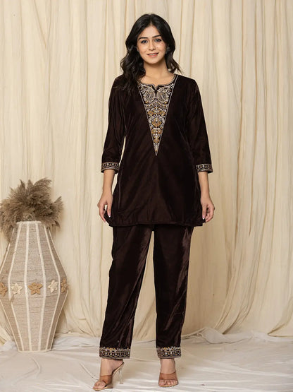 Color_Brown
